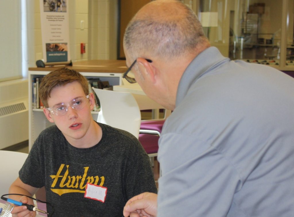 a maker at the buildathon